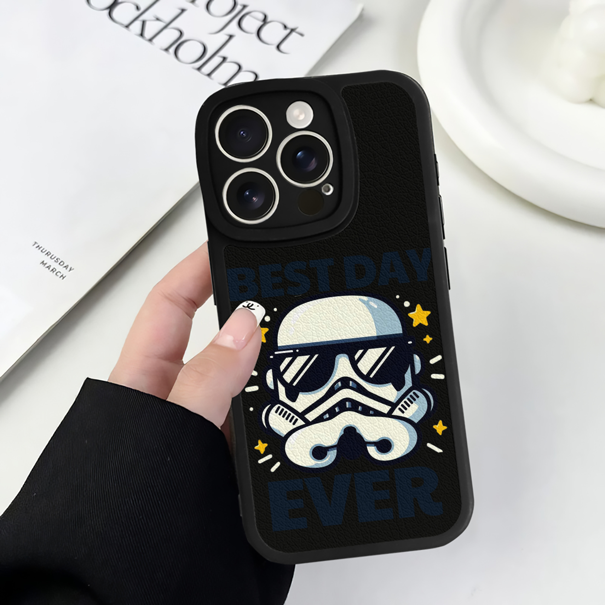（画像用） スター・ウォーズ Star Wars 【iPhone 16シリーズ対応】シリコンスマホケース（レザー調） 材質：シリコン
